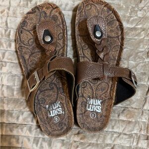 Muk Luks Brown Braided Toe T-Strap Kids' Sandals